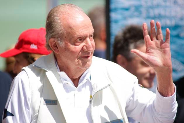 REY EMERITO JUAN CARLOS El rey emÃ rito Juan Carlos llega al club nautico de Sanxenxo The former SpainÂ s King Juan Carlos arrives Sanxenxo nautical club Sanxenxo Espana 124266538  ANTONIOxHEREDIA