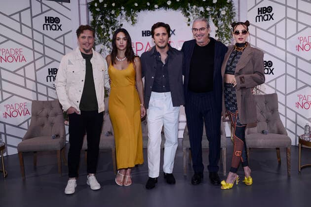 June 8, 2022, Mexico City, Mexico City, Mexico: June 8, 2022, Mexico City, Mexico: (L-R) Director Gary Alazraki, Adria Arjona, Diego Boneta, Pedro Damian, Macarena Achaga attend a film press conference to promote Father of the Bride at St. Regis Hotel. On Jun 8, 2022 in Mexico City, Mexico. Mexico City Mexico - ZUMAe321 20220608_zia_e321_018 Copyright: xCarlosxTischlerx xEyepixxGroupx