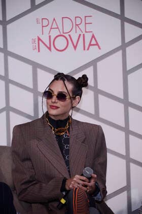 June 8, 2022, Mexico City, Mexico City, Mexico: June 8, 2022, Mexico City, Mexico: Actress Macarena Achaga attends a film press conference to promote Father of the Bride at St. Regis Hotel. On Jun 8, 2022 in Mexico City, Mexico. Mexico City Mexico - ZUMAe321 20220608_zia_e321_039 Copyright: xCarlosxTischlerx xEyepixxGroupx