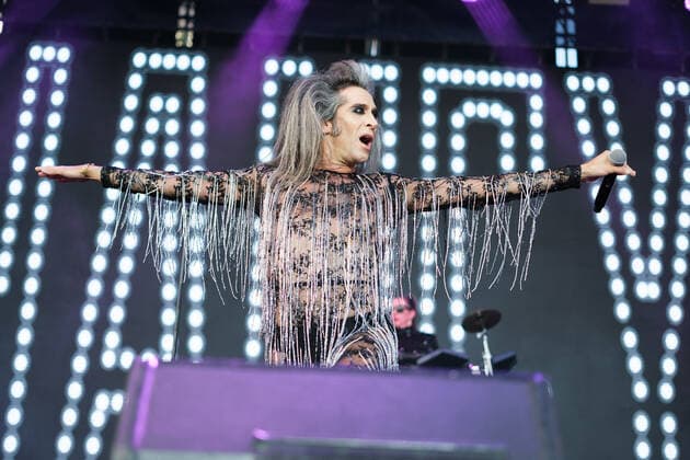 June 8, 2022, Madrid, Spain: Singer Mario Vaquerizo of the Nancys Rubias musical group performs at the Noches del Botanico Festival, at the Alfonso XIII Royal Botanical Garden in Madrid. Madrid Spain - ZUMAs197 20220608_zaa_s197_086 Copyright: xAtilanoxGarciax