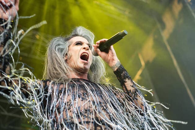 June 8, 2022, Madrid, Spain: Singer Mario Vaquerizo of the Nancys Rubias musical group performs at the Noches del Botanico Festival, at the Alfonso XIII Royal Botanical Garden in Madrid. Madrid Spain - ZUMAs197 20220608_zaa_s197_089 Copyright: xAtilanoxGarciax