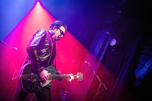 Rival Sons live in Aarhus, Denmark Aarhus, Denmark. 08th, June 2022. The American rock band Rival Sons performs a live concert at Train in Aarhus. Here guitarist Scott Holiday is seen live on stage. Aarhus Denmark  Copyright: xGonzalesxPhoto SebastianxDammarkx