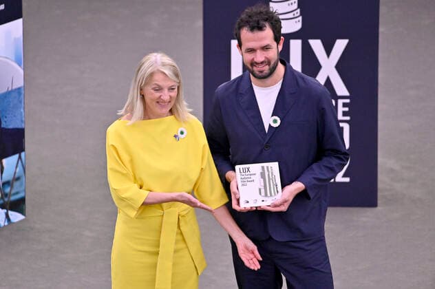 Evelyn Regner and Jonas Poher Rasmussen with the 2nd place award for the film Flee at the Lux Audience Award 2022 ceremony in the Plenary Hall of the European Parliament Strasbourg, 08 06 2022. Foto:xD.xAnoraganingrumx xFuturexImage