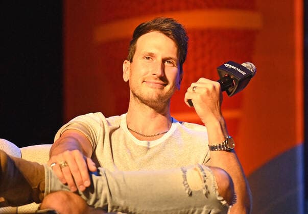 09 June 2022 - Nashville, Tennessee - Russell Dickerson. 2022 CMA Music Fest CMA Artist of the Day: Russell Dickerson held at Music City Center. Photo Credit: Laura Farr AdMedia 281338 2022-06-09 Tennessee Nashville  Copyright: xAdMediax STAR_281338_033