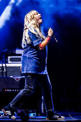 Alanis Morissette live in Copenhagen, Denmark Copenhagen, Denmark. 09th, June 2022. The Canadian-American singer Alanis Morissette performs a live concert at Royal Arena at Copenhagen. Copenhagen Denmark  Copyright: xGonzalesxPhoto LassexLagonix