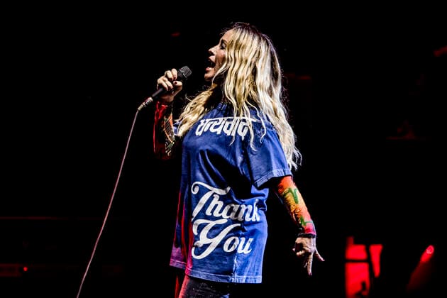 Alanis Morissette live in Copenhagen, Denmark Copenhagen, Denmark. 09th, June 2022. The Canadian-American singer Alanis Morissette performs a live concert at Royal Arena at Copenhagen. Copenhagen Denmark  Copyright: xGonzalesxPhoto LassexLagonix