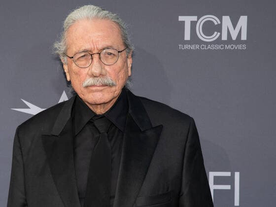 09 June 2022 - Los Angeles, California - Edward James Olmos. 48th AFI Life Achievement Award Gala Tribute Celebrating Julie Andrews. Hollywood USA - ZUMAa123 20220609_zaa_a123_045 Copyright: xBillyxBennightx