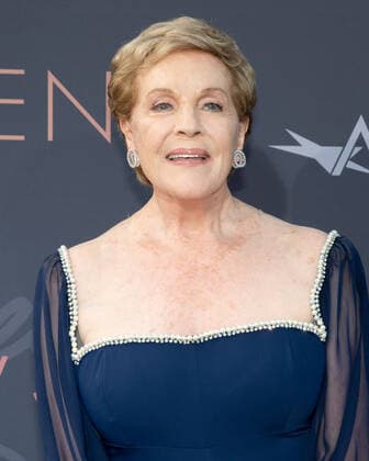 09 June 2022 - Los Angeles, California - Julie Andrews. 48th AFI Life Achievement Award Gala Tribute Celebrating Julie Andrews. Hollywood USA - ZUMAa123 20220609_zaa_a123_062 Copyright: xBillyxBennightx
