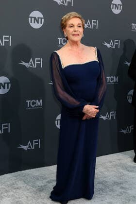 June 9, 2022, Los Angeles, CA, USA: LOS ANGELES - JUN 9: Julie Andrews at the 48th AFI Life Achievement Award Gala Tribute Celebrating Julie Andrews at Dolby Theater on June 9, 2022 in Los Angeles, CA Los Angeles USA - ZUMAnc22 20220609_zaa_nc22_122 Copyright: xKathyxHutchinsx
