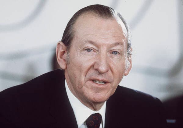 ARCHIVFOTO: Vor 15 Jahren, am 14. Juni 2007, starb der Politiker Kurt Waldheim, Kurt WALDHEIM, AUT, Oesterreich, Politiker, OEVP, Diplomat, hier in seinem Amt als UNO-Generalsekretaer, bei seinem Besuch in Bonn, Portraet, Portrait, Brustbild, Querformat, spaeterer Oesterreichischer Bundespraesident, 05.02.1975. *** ARCHIVE PHOTO 15 years ago, on June 14, 2007, the politician Kurt Waldheim, Kurt WALDHEIM, AUT, AUSTRIA, politician, OEVP, diplomat, here in his office as UN Secretary General, during his visit in Bonn, portrait, bust, landscape, later Austrian Federal President, 05 02 1975