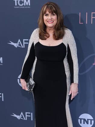 48th Annual AFI Life Achievement Award Honoring Julie Andrews American actress Debbie Turner arrives at the 48th Annual AFI Life Achievement Award Honoring Julie Andrews held at the Dolby Theatre on June 9, 2022 in Hollywood, Los Angeles, California, United States. Dolby Theatre, Hollywood, Los Angeles, California California United States  Copyright: xImagexPressxAgencyx originalFilename: collin-48thannu220610_npgKF.jpg