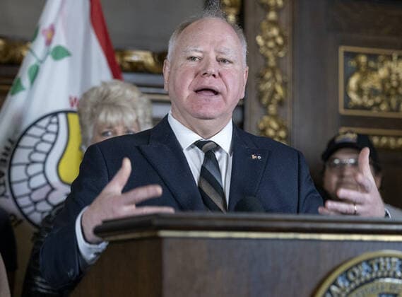 June 9, 2022: Minnesota car dealers are taking new legal action to stop Gov. Tim Walz s clean car rules, a central part of the state s climate change strategy. - ZUMAm67_ 20220609_zaf_m67_036 Copyright: xElizabethxFloresx