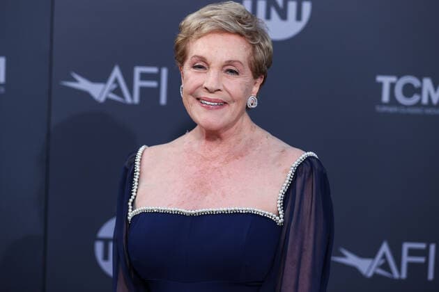 48th Annual AFI Life Achievement Award Honoring Julie Andrews English actress Julie Andrews arrives at the 48th Annual AFI Life Achievement Award Honoring Julie Andrews held at the Dolby Theatre on June 9, 2022 in Hollywood, Los Angeles, California, United States. Dolby Theatre, Hollywood, Los Angeles, California California United States  Copyright: xImagexPressxAgencyx originalFilename: collin-48thannu220610_npJSP.jpg