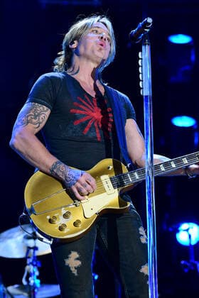 09 June 2022 - Nashville, Tennessee - Keith Urban. 2022 CMA Fest Nighty Concert Day One held at Nissan Stadium. Nashville USA - ZUMAa123 20220609_zaa_a123_168 Copyright: xDara-MichellexFarrx