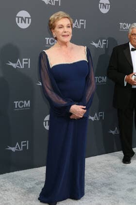 June 9, 2022, Los Angeles, CA, USA: LOS ANGELES - JUN 9: Julie Andrews at the 48th AFI Life Achievement Award Gala Tribute Celebrating Julie Andrews at Dolby Theater on June 9, 2022 in Los Angeles, CA Los Angeles USA - ZUMAnc22 20220609_zaa_nc22_115 Copyright: xKathyxHutchinsx
