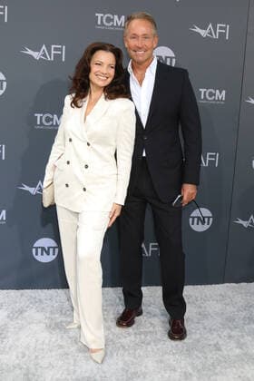 June 9, 2022, Los Angeles, CA, USA: LOS ANGELES - JUN 9: Fran Drescher, Peter Marc Jacobson at the 48th AFI Life Achievement Award Gala Tribute Celebrating Julie Andrews at Dolby Theater on June 9, 2022 in Los Angeles, CA Los Angeles USA - ZUMAnc22 20220609_zaa_nc22_080 Copyright: xKathyxHutchinsx