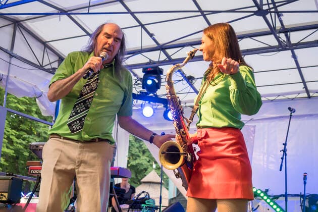 Singer Guildo Horn and saxophonist Mademoiselle Gazelle on 10 06 2022 at the concert of Guildo Horn and his band Die Orthopaedischen Struempfe on the stage of the Berlin Steglitzer Woche Guildo Horn concert Berlin