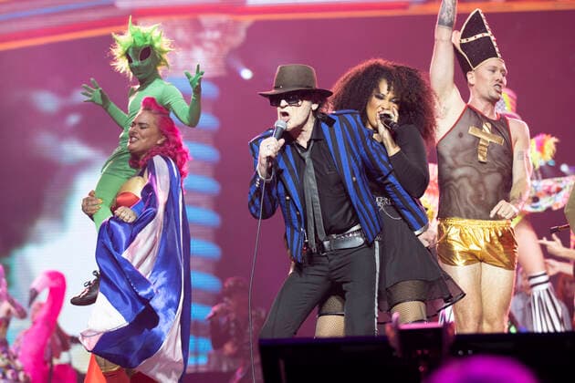 Singer, musician Udo LINDENBERG with singer Nathalie DORRA re during the song Candy Jane, at his concert in the L A N X E S S A R E N A in Cologne, on 10 06 2022,