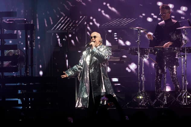 Neil Tennant of the Pet Shop Boys live at a concert of the Dreamworld The Greatest Hits Live Tour at the Mercedes Benz Arena Berlin, 11 06 2022 Foto:xT.xBartillax xFuturexImage