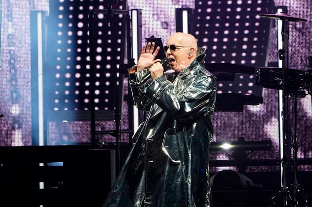Neil Tennant of the Pet Shop Boys live at a concert of the Dreamworld The Greatest Hits Live Tour at the Mercedes Benz Arena Berlin, 11 06 2022 Foto:xT.xBartillax xFuturexImage