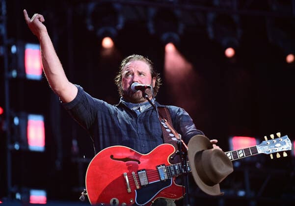 11 June 2022 - Nashville, Tennessee - Randy Houser. 2022 CMA Fest Nightly Concert Day Three held at Nissan Stadium. USA - ZUMAa123 20220611_zaa_a123_415 Copyright: xAdMediax