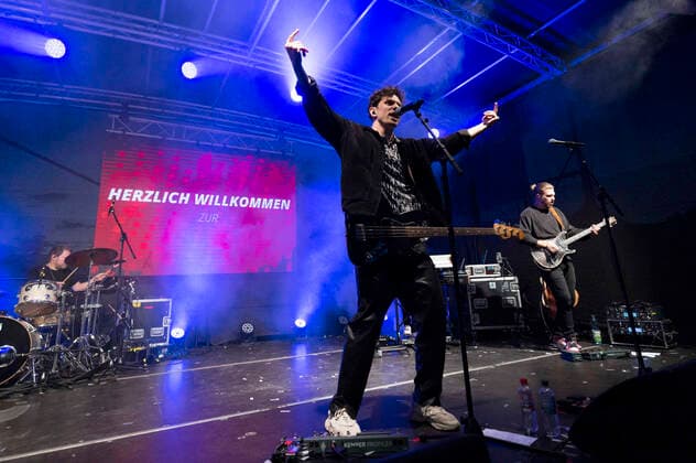 Tim Kamrad live at the Antenne Thüringen Party Tour 2022 Wasungen, 11 06 2022 Foto:xM.xKremerx xFuturexImage