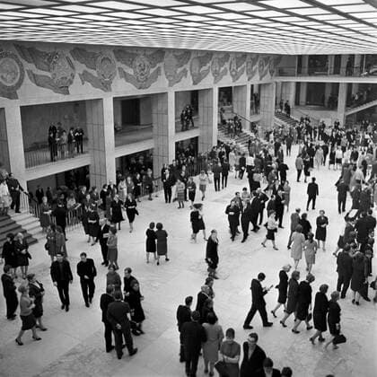 Kremlin Palace of Congresses 6051178 22.09.1966 The Kremlin Palace of Congresses, now State Kremlin Palace, built in 1961, with the project led by architect Mikhail Posokhin. Visitors at the palace s main lobby. Moscow Russia  Copyright: xx
