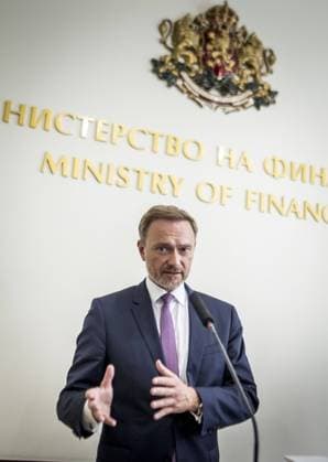 Pressekonferenz mit Christian Lindner (FDP), Bundesminister der Finanzen, und dem Finanzminister von Bulgarien, Asen Vasilev, in Sofia. Sofia Bulgarien *** Press conference with Christian Lindner FDP , Federal Minister of Finance, and the Minister of Finance of Bulgaria, Asen Vasilev, in Sofia Sofia Bulgaria Copyright: xThomasxKoehlerx