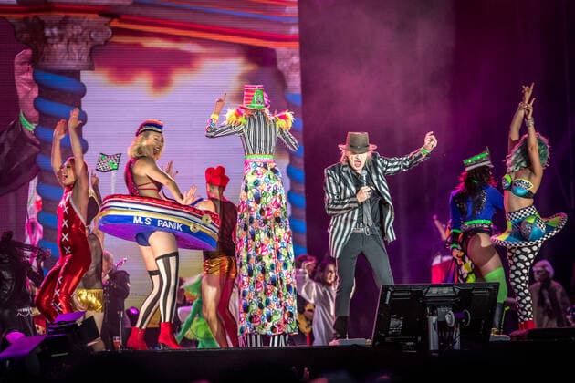 The Panikrocker Udo Lindenberg inspires 16000 people on the Leipzig Festwiese Currently, the Hamburg musician is on Udopium Tour 2022 with the Panikorchester on the road