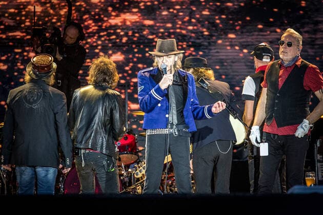 The Panikrocker Udo Lindenberg inspires 16000 people on the Leipzig Festwiese Currently, the Hamburg musician is on Udopium Tour 2022 with the Panikorchester on the road Here with Bertram Engel