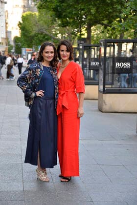 Sarah Alles and Yara Hoffmann Arrival to the German Drama Award Dinner Hotel ZOO Berlin 14 June 2022