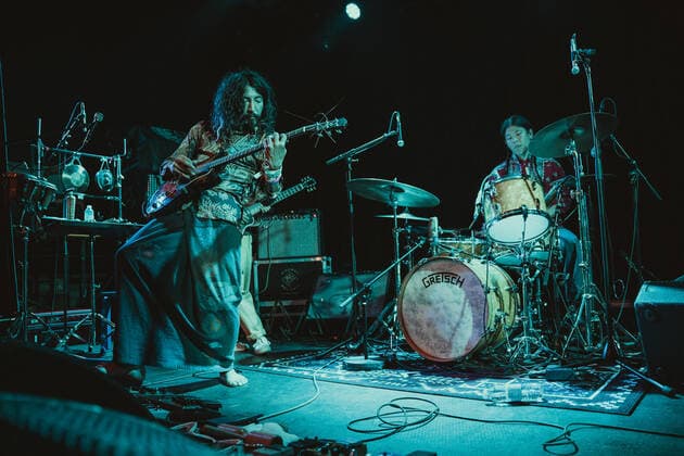 Kikagaku Moyo live in Copenhagen, Denmark Copenhagen, Denmark. 15th, June 2022. The Japanese psychedelic rock band Kikagaku Moyo performs a live concert at Pumpehuset in Copenhagen. Copenhagen Denmark  Copyright: xGonzalesxPhoto MathiasxKristensex