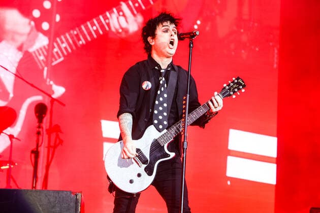 Green Day In Concert Billie Joe Armstrong of Green Day in concert at IDAYS Festival in Milano, Italy, on June 15 2022. Milano Italy  Copyright: xMairoxCinquettix originalFilename: cinquetti-greenday220615_npavt.jpg