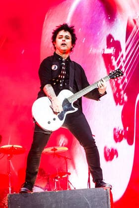 Green Day In Concert Billie Joe Armstrong of Green Day in concert at IDAYS Festival in Milano, Italy, on June 15 2022. Milano Italy  Copyright: xMairoxCinquettix originalFilename: cinquetti-greenday220615_npreR.jpg