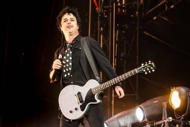 Green Day In Concert Billie Joe Armstrong of Green Day in concert at IDAYS Festival in Milano, Italy, on June 15 2022. Milano Italy  Copyright: xMairoxCinquettix originalFilename: cinquetti-greenday220615_npu4F.jpg