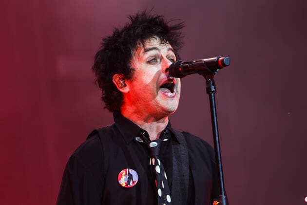 Green Day In Concert Billie Joe Armstrong of Green Day in concert at IDAYS Festival in Milano, Italy, on June 15 2022. Milano Italy  Copyright: xMairoxCinquettix originalFilename: cinquetti-greenday220615_npwmk.jpg