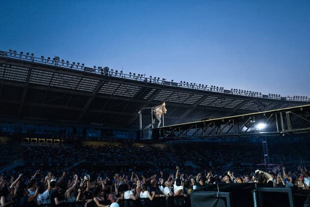 Italy: Cesare Cremonini Stadi Tour 2022 Turin Italy June 15 2022 The Italian singer-songwriter, Cesare Cremonini performs in Turin, with his Stadi 2022 tour Turin Turin Italy Copyright: BrunoxBrizzi