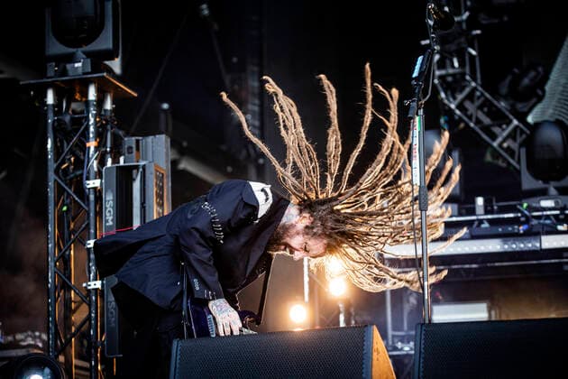 Bilder des Jahres 2022, Entertainment 06 Juni Entertainment Themen der Woche KW24 Entertainment Bilder des Tages Korn live at Copenhell 2022, Copenhagen, Denmark Copenhagen, Denmark. 16th, June 2022. The American nu metal band Korn performs a live concert during the Danish heavy metal festival Copenhell 2022 in Copenhagen. Here guitarist Brian Welch is seen live on stage. Photo credit: Gonzales Photo - Christian Hjorth). Copenhagen Denmark  Copyright: xGonzalesxPhoto ChristianxHjorthx