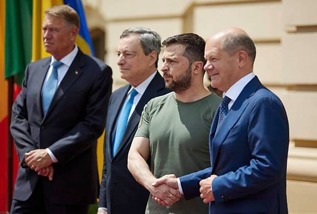 June 16, 2022, Kyiv, Ukraine: German Chancellor OLAF SCHOLZ and Ukrainian President VOLODYMYR ZELENSKY meet for a working session in Mariinsky Palace. Kyiv Ukraine  - ZUMA 20220616_int_z03_063 Copyright: xUkrainexPresidencyx