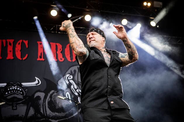 Entertainment Bilder des Tages Agnostic Front live at Copenhell 2022, Copenhagen, Denmark Copenhagen, Denmark. 17th, June 2022. The American hardcore punk band Agnostic Front performs a live concert during the Danish heavy metal festival Copenhell 2022 in Copenhagen. Here vocalist Roger Miret is seen live on stage. Copenhagen Denmark  Copyright: xGonzalesxPhoto ChristianxHjorthx