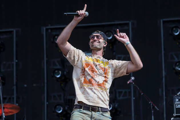 Country Summer Music Festival in Santa Rosa Sonoma June 17, 2022, Santa Rosa, CA, USA: Ryan Hurd performs on Day 1 of County Summer Music Festival at Sonoma County Fairgrounds on June 17, 2022 in Santa Rosa, California. Santa Rosa USA - ZUMAs181 20220617_zea_s181_004 Copyright: xImagespacex