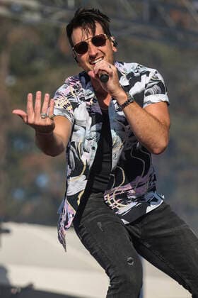 Country Summer Music Festival in Santa Rosa Sonoma June 17, 2022, Santa Rosa, CA, USA: Russell Dickerson performs on Day 1 of County Summer Music Festival at Sonoma County Fairgrounds on June 17, 2022 in Santa Rosa, California. Santa Rosa USA - ZUMAs181 20220617_zea_s181_014 Copyright: xImagespacex