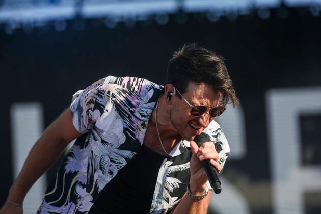 Country Summer Music Festival in Santa Rosa Sonoma June 17, 2022, Santa Rosa, CA, USA: Russell Dickerson performs on Day 1 of County Summer Music Festival at Sonoma County Fairgrounds on June 17, 2022 in Santa Rosa, California. Santa Rosa USA - ZUMAs181 20220617_zea_s181_018 Copyright: xImagespacex