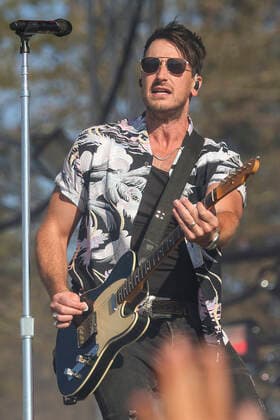 Country Summer Music Festival in Santa Rosa Sonoma June 17, 2022, Santa Rosa, CA, USA: Russell Dickerson performs on Day 1 of County Summer Music Festival at Sonoma County Fairgrounds on June 17, 2022 in Santa Rosa, California. Santa Rosa USA - ZUMAs181 20220617_zea_s181_022 Copyright: xImagespacex