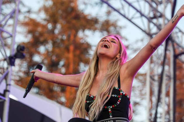 Country Summer Music Festival in Santa Rosa Sonoma June 17, 2022, Santa Rosa, CA, USA: Kelsea Ballerini performs on Day 1 of County Summer Music Festival at Sonoma County Fairgrounds on June 17, 2022 in Santa Rosa, California. Santa Rosa USA - ZUMAs181 20220617_zea_s181_037 Copyright: xImagespacex