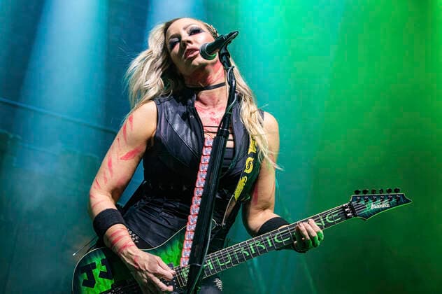 Nita Strauss live at a concert of the Detroit Muscle Live Tour at Stadthalle Zwickau, 17 06 2022 Foto:xM.xPatzigx xFuturexImage