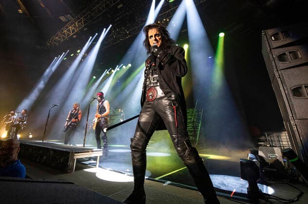 Alice Cooper live at a concert of the Detroit Muscle Live Tour at Stadthalle Zwickau, 17 06 2022 Foto:xM.xPatzigx xFuturexImage