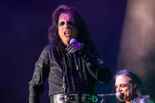 Alice Cooper live at a concert of the Detroit Muscle Live Tour at Stadthalle Zwickau, 17 06 2022 Foto:xM.xPatzigx xFuturexImage