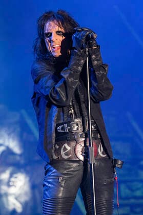 Alice Cooper live at a concert of the Detroit Muscle Live Tour at Stadthalle Zwickau, 17 06 2022 Foto:xM.xPatzigx xFuturexImage