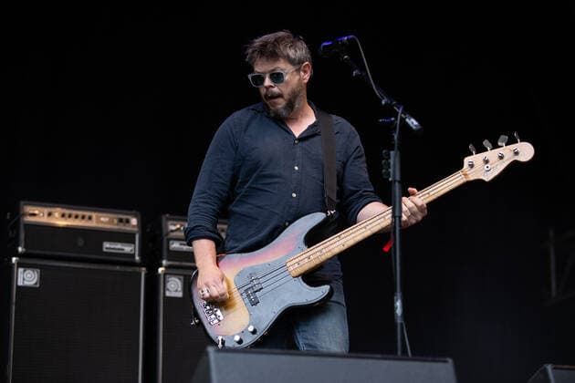 Supergrass live at Piknik i Parken 2022, Oslo, Norway Oslo, Norway. 17th, June 2022. The English rock band Supergrass performs a live concert during the Norwegian music festival Piknik i Parken 2022 in Oslo. Here bass player Mick Quinn is seen live on stage. Oslo Norway  Copyright: xGonzalesxPhoto Per-OttoxOppix